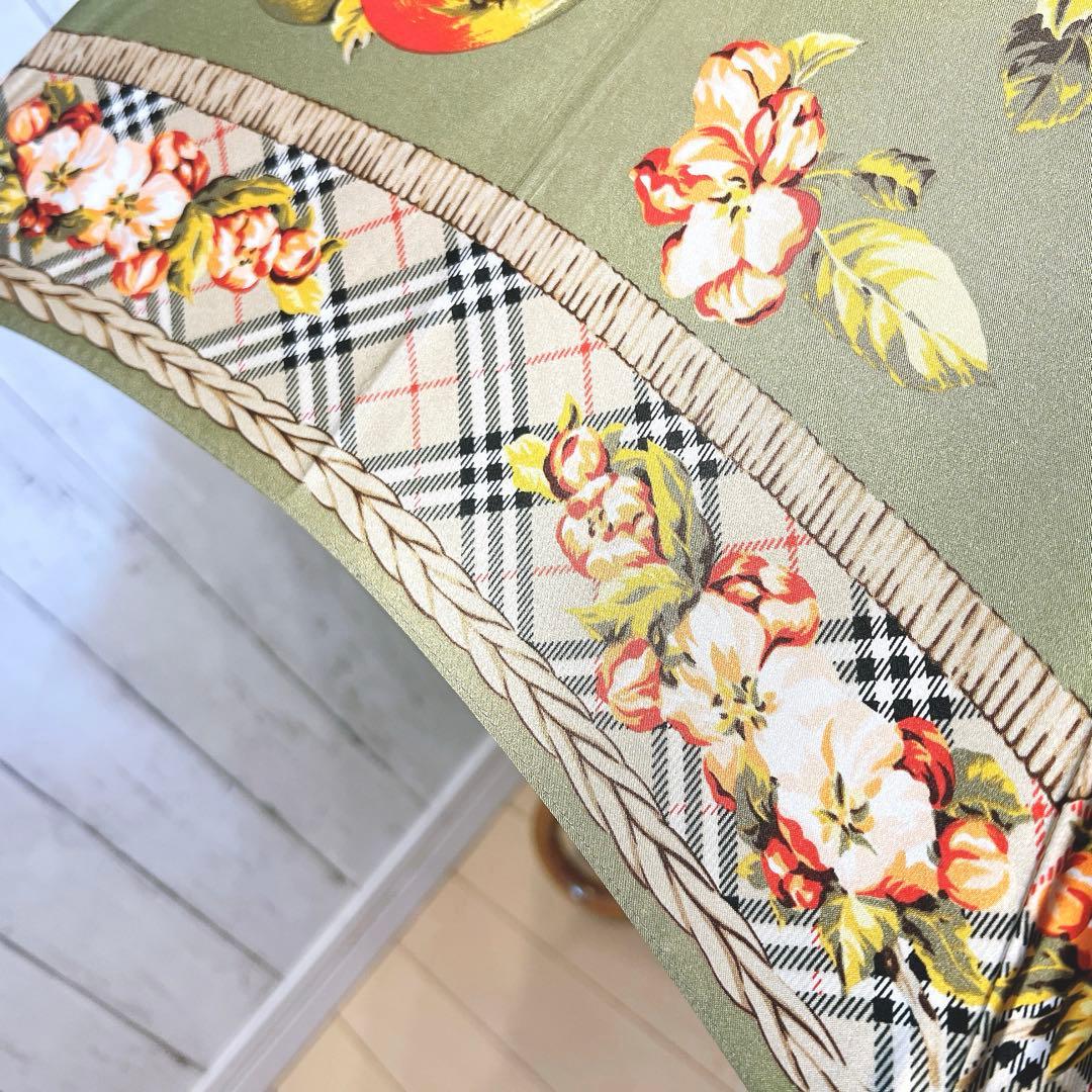 【希少】Burberrys フルーツ花柄 長傘　ノバチェック　バーバリー