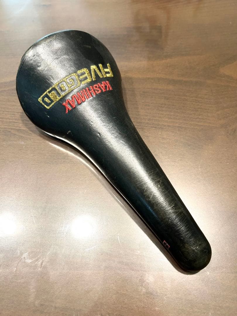 KASHIMAX サドル8 ファイブゴールド　NJS 競輪　ピスト