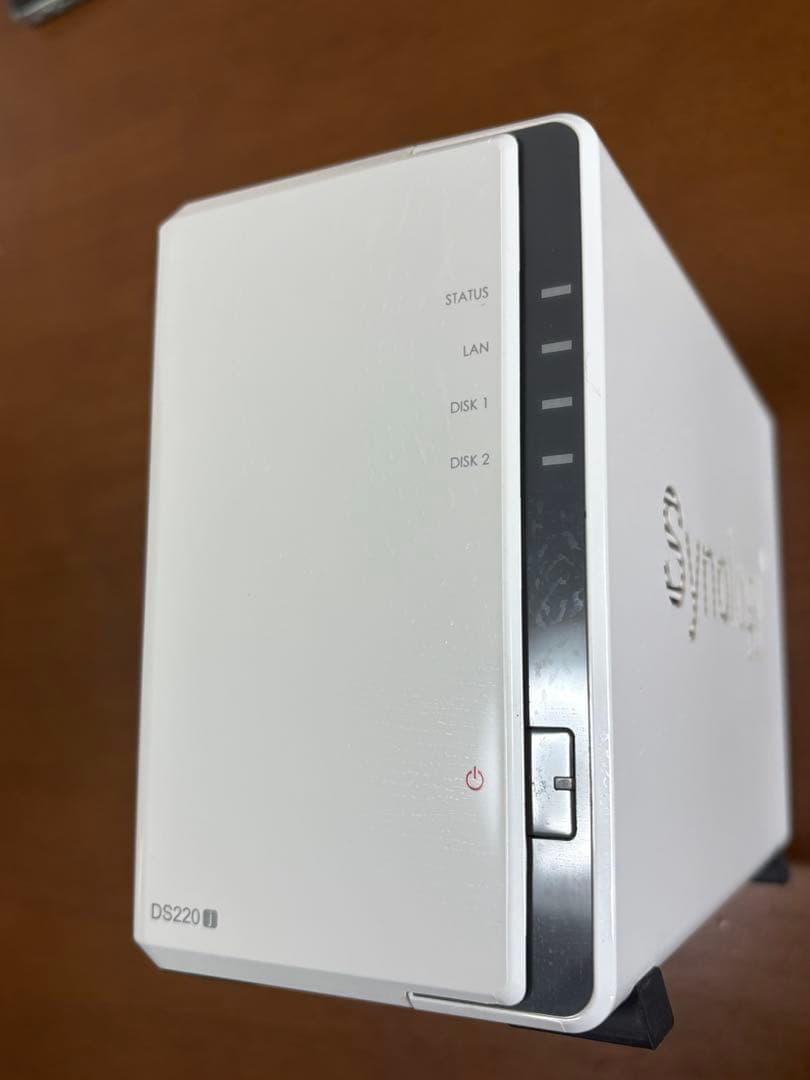 Synology ds220j & hdd WD BLUE 4TB x2台