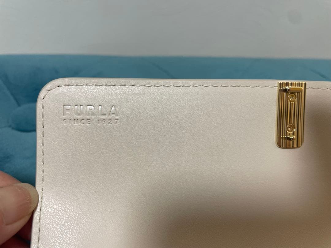 【新品未使用】FURLA ホワイトレザー 長財布