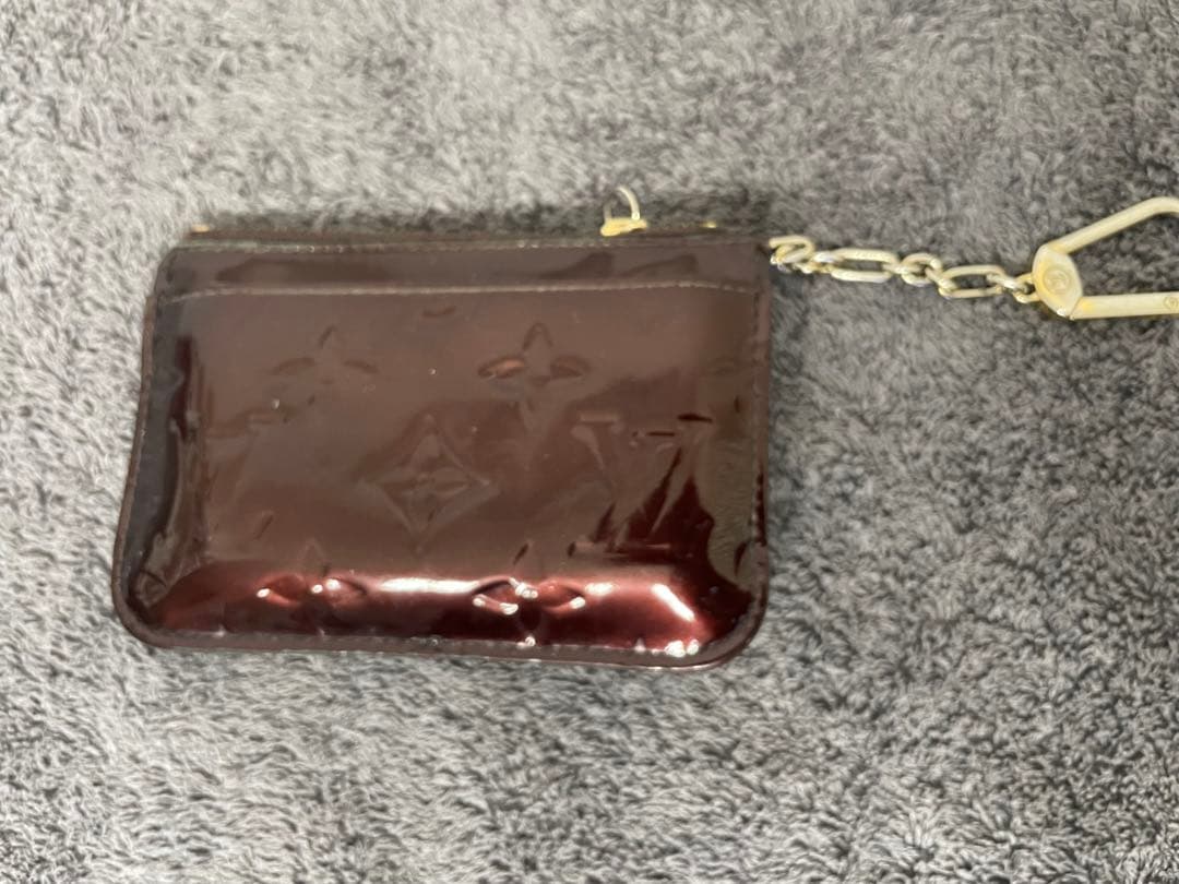 ルイヴィトン モノグラムヴェルニ ポシェットクレNM ケース