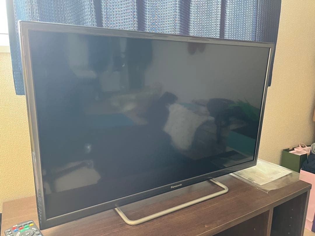 【とも】Panasonic テレビ　32型　2020年製