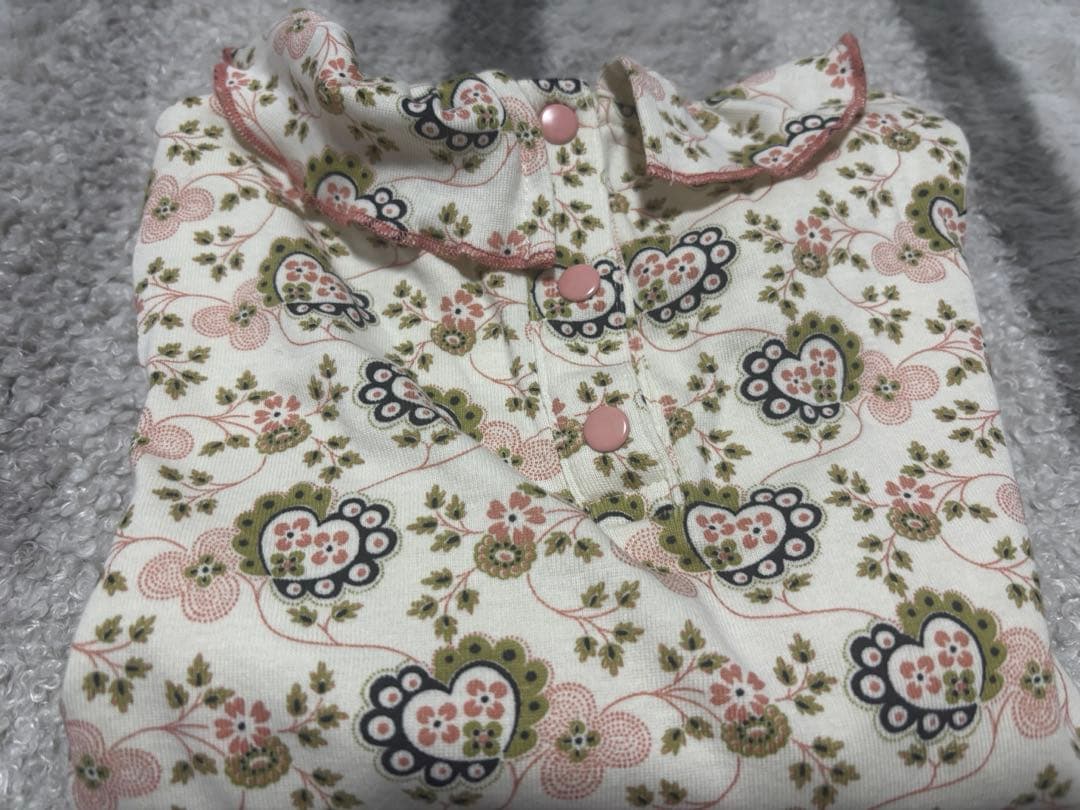 ミーシャアンドパフ　パロマトップス　4Y 未使用