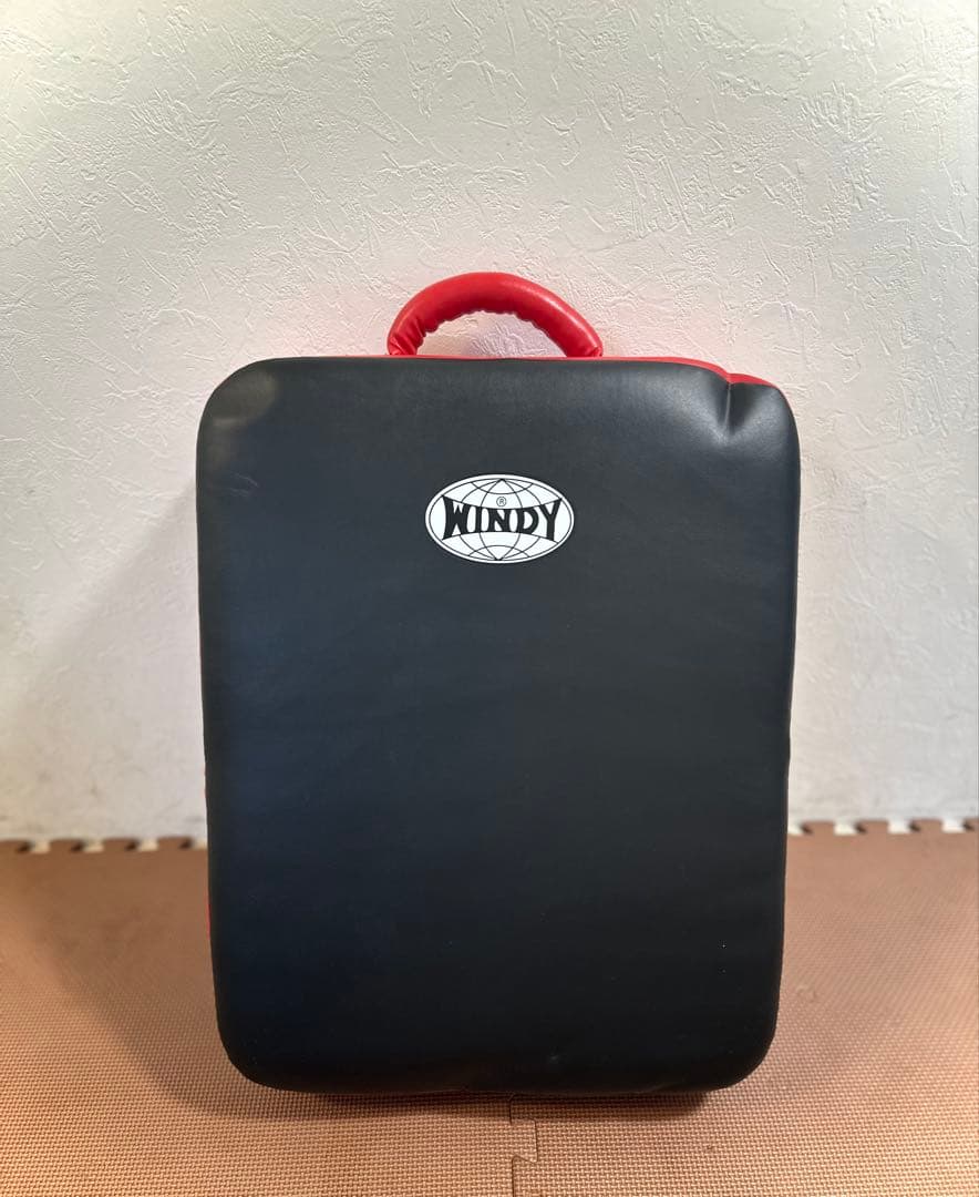 値下げ！WINDY LKP ビックミット 黒/赤