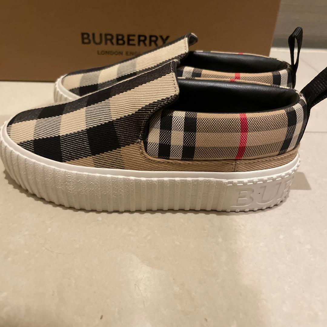BURBERRY チェック柄スリッポン スニーカー　18cm