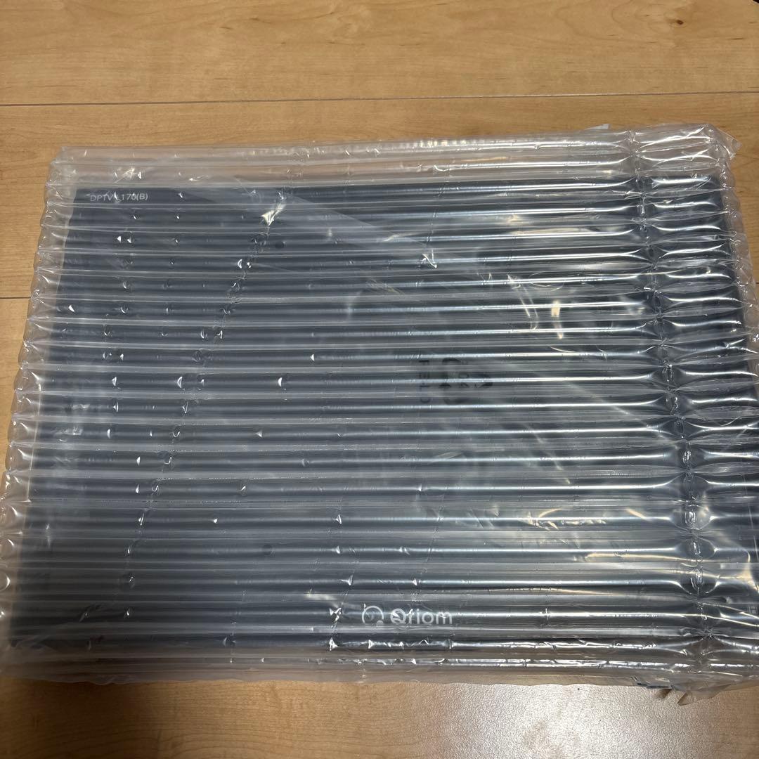 ★新品同様★Qriom 17インチ ポータブルテレビ DPTV-L170B