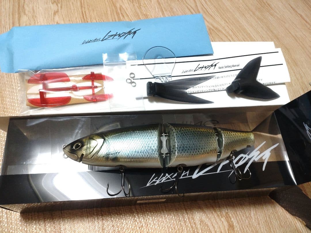 DRT　クラッシュゴースト　限定カラー　ウグイシルバー