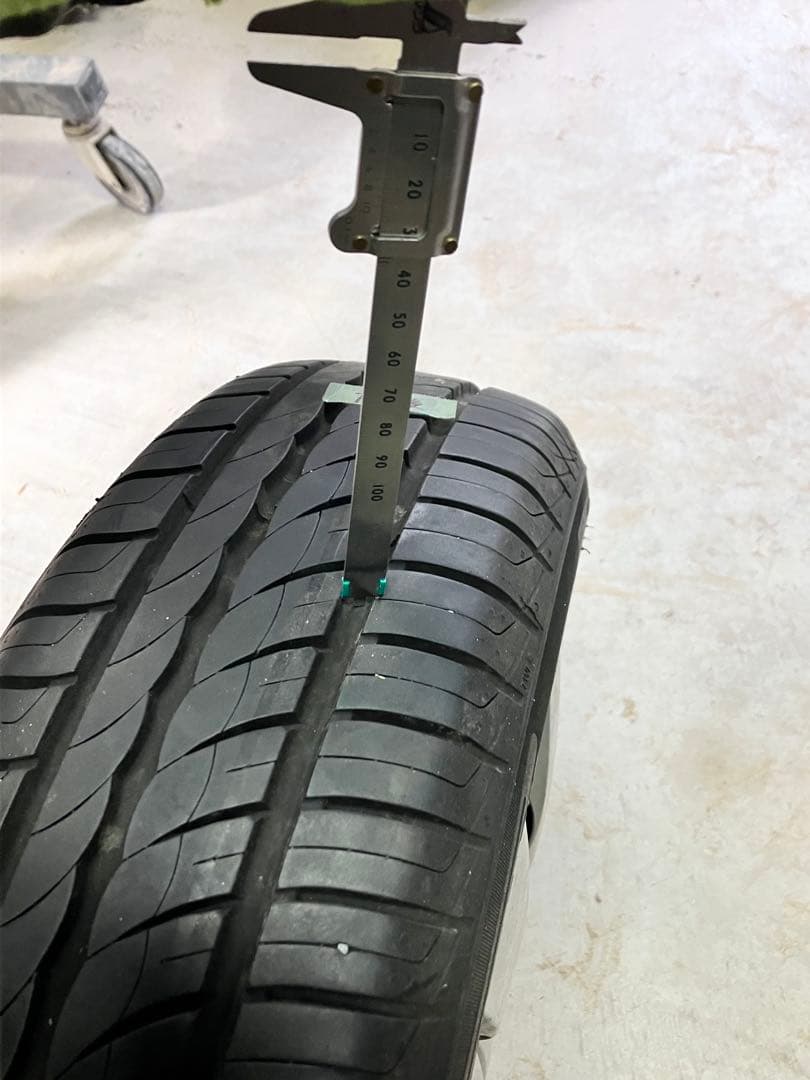 カズ　トヨタ純正スチールホイールタイヤセット　14インチ