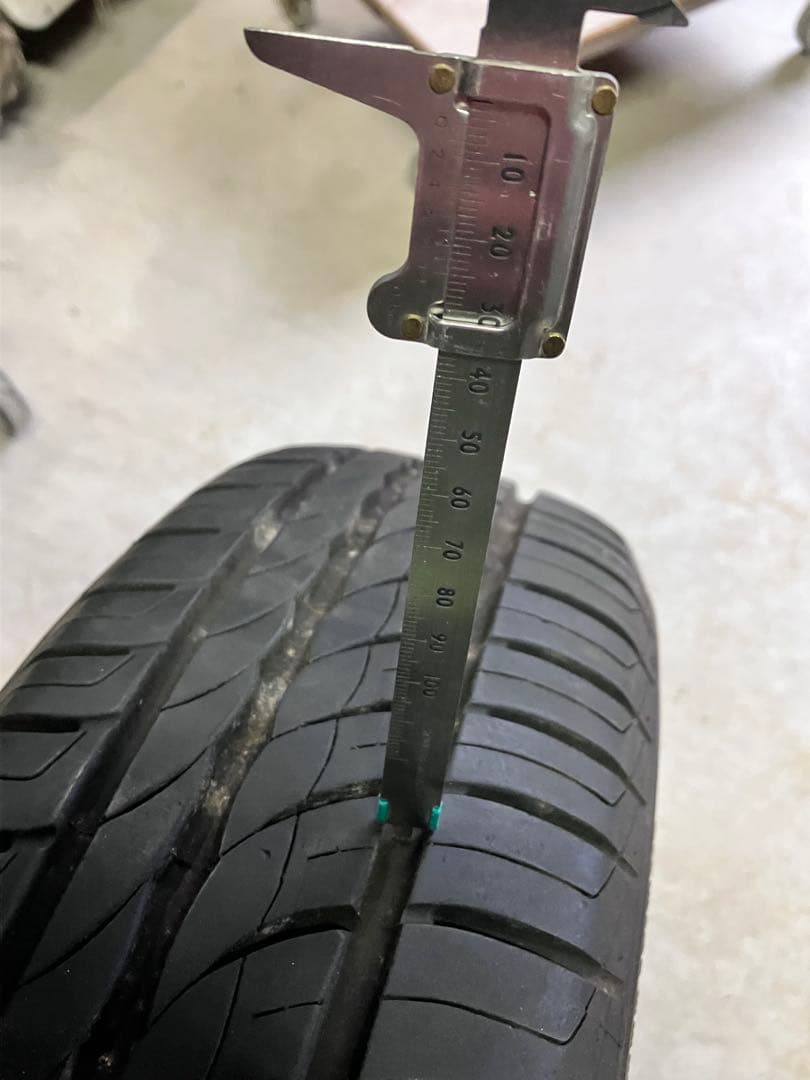 カズ　トヨタ純正スチールホイールタイヤセット　14インチ