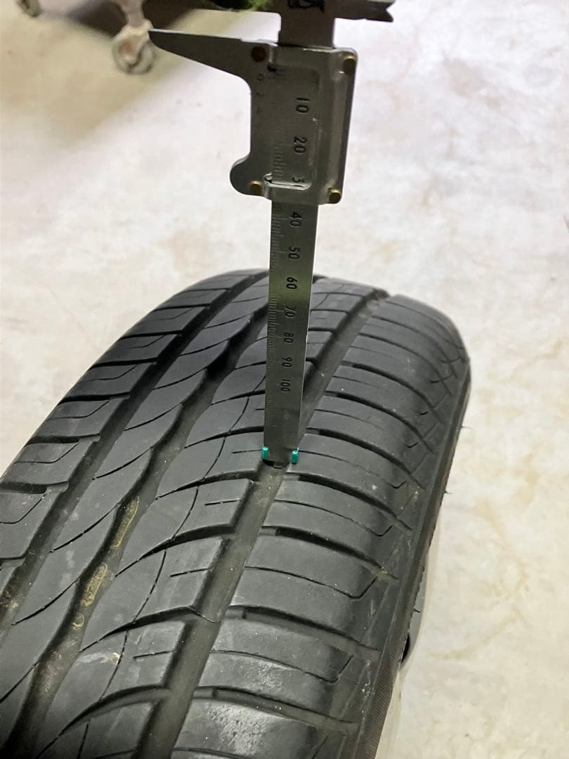 カズ　トヨタ純正スチールホイールタイヤセット　14インチ