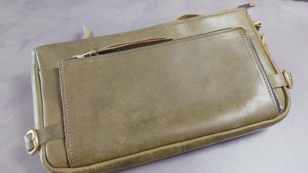 ＜中古美品＞ Ryu／2Wayレザーショルダーボディバッグ（グリーン）