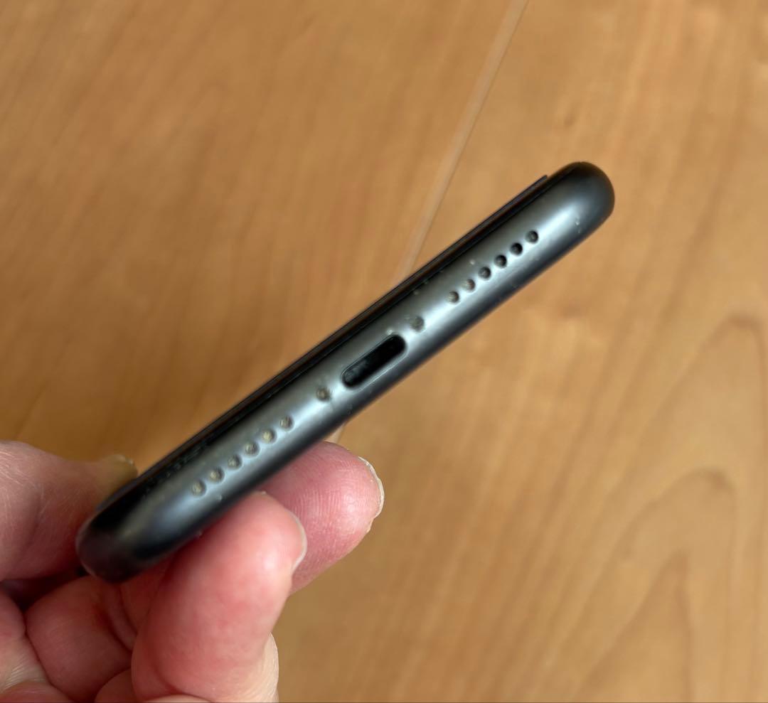 Apple iPhone11 本体ブラック64GB 美品