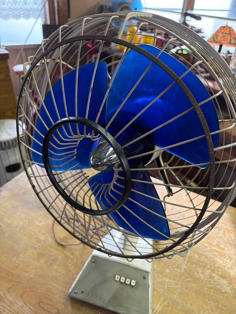 山田　レトロレトロ扇風機　スチール扇風機　日立扇風機　ビンテージ扇風機