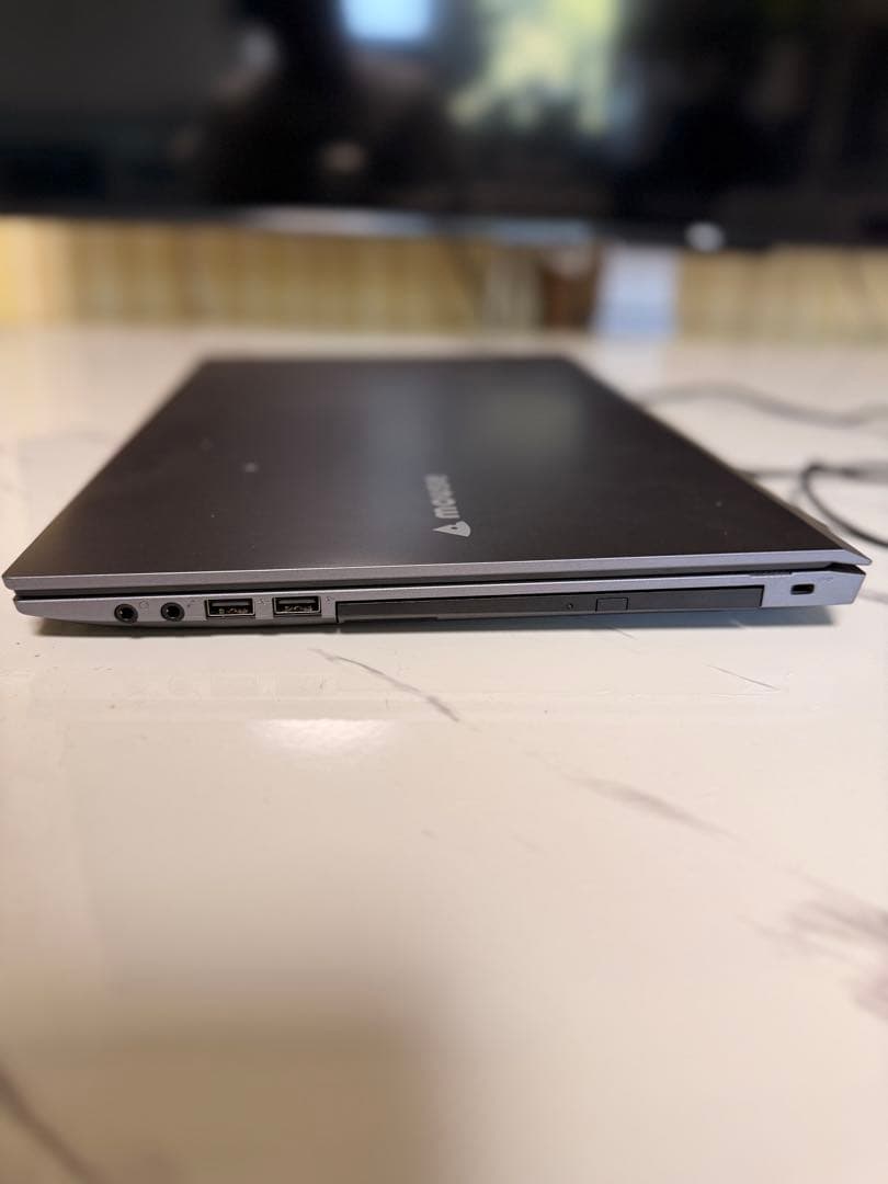 mouse m-Book N520 第8世代 i7