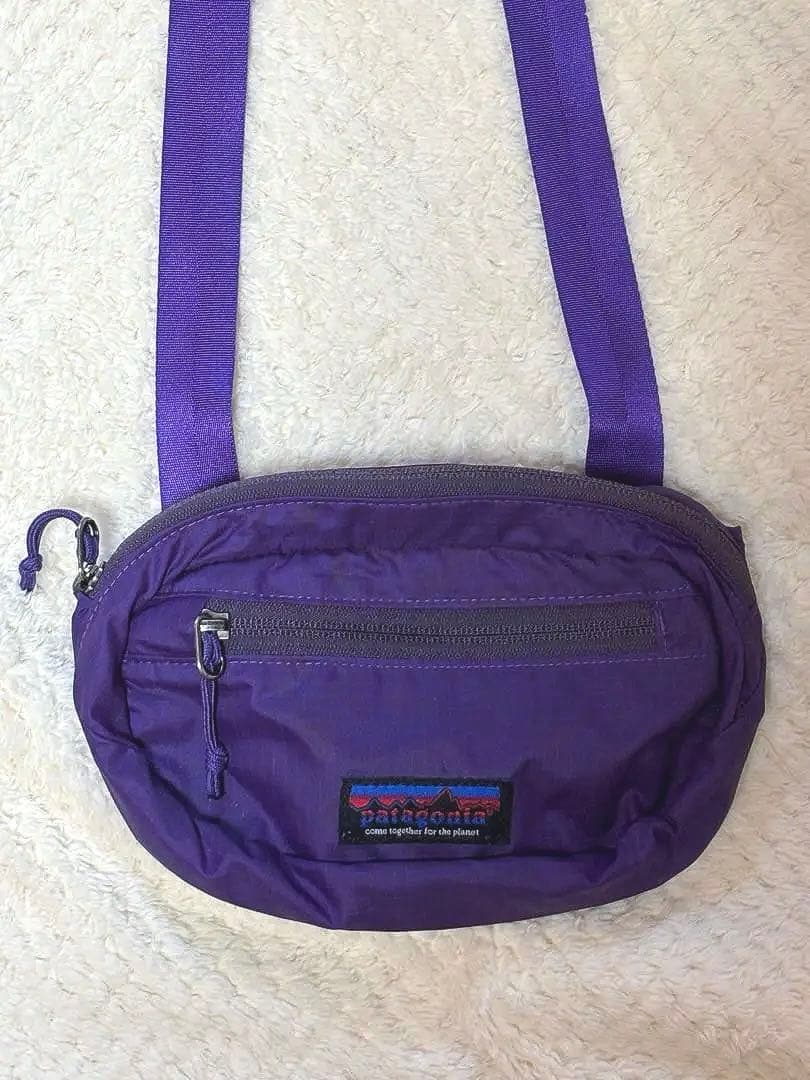 《限定品》Patagonia パタゴニア　ブラックホールミニヒップパック　紫