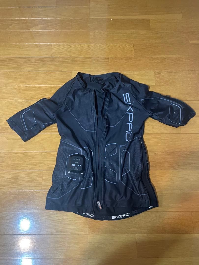 SIXPAD EMSトレーニングウェア上下セット