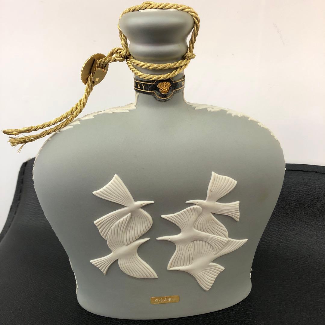 s-128 未開栓　サントリー　ウェッジウッド　陶器ボトル　750ml ウイス