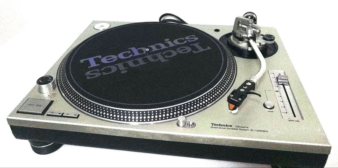 Technics SL-1200MK5　ターンテーブル 名機　DJ機材