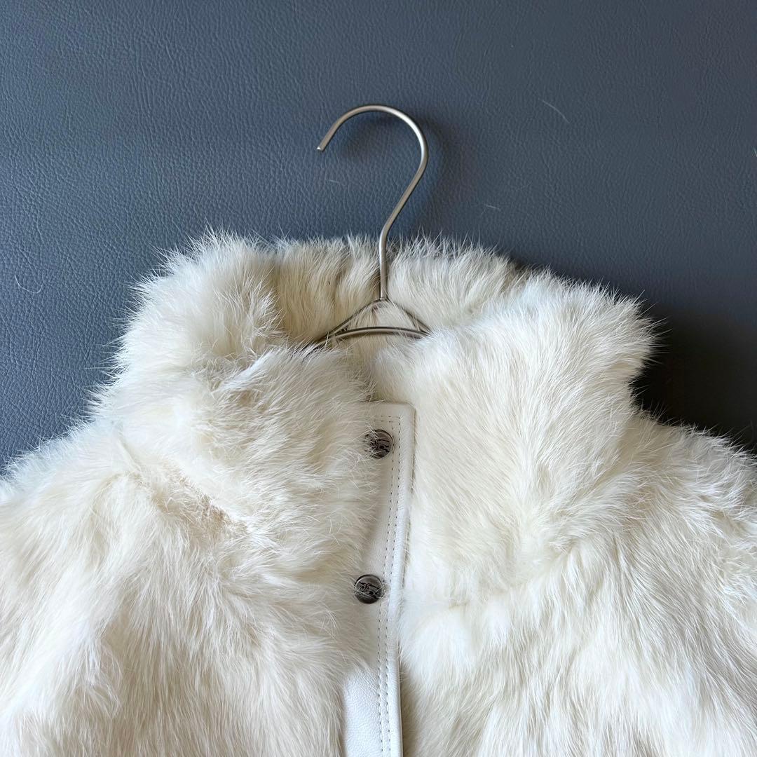 3049y未使用級 バーバリーブルーレーベル ラビットファーブルゾン 白 コート