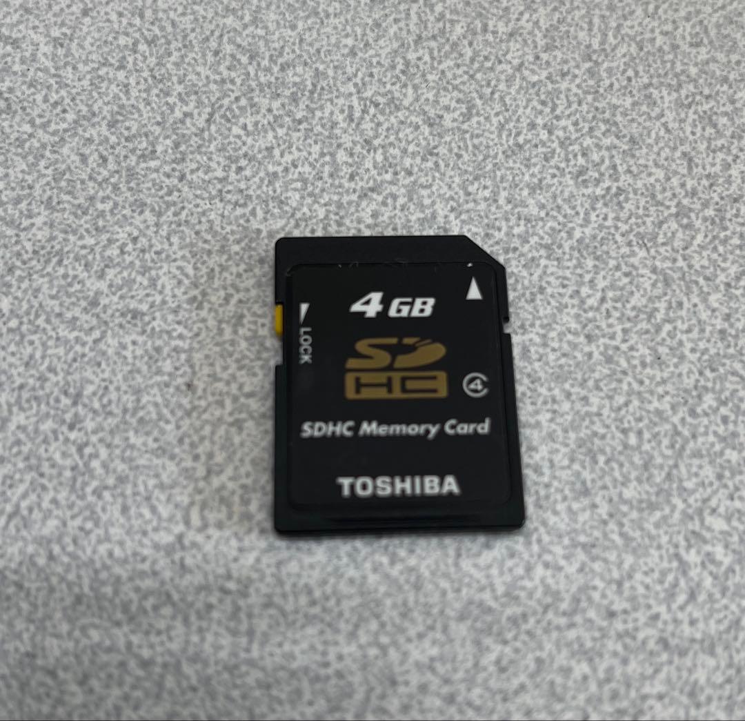 CASIO EXILIM EX-Z550 デジタルカメラ　コンデジ