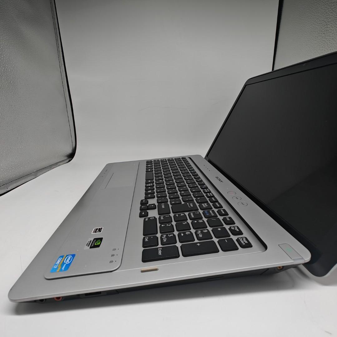 【VAIO】高性能i7 SSD256GB 16GB シルバー 大型ノートPC