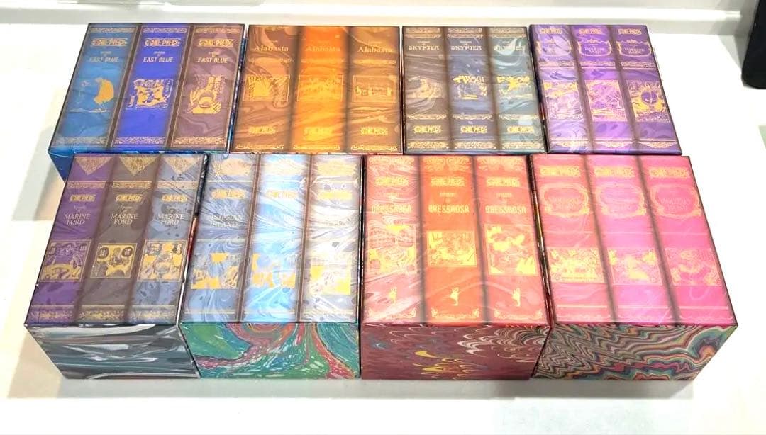 ワンピース1巻〜32巻　46巻〜90巻まで　限定箱入り　⭐︎ほぼ新品な状態⭐︎