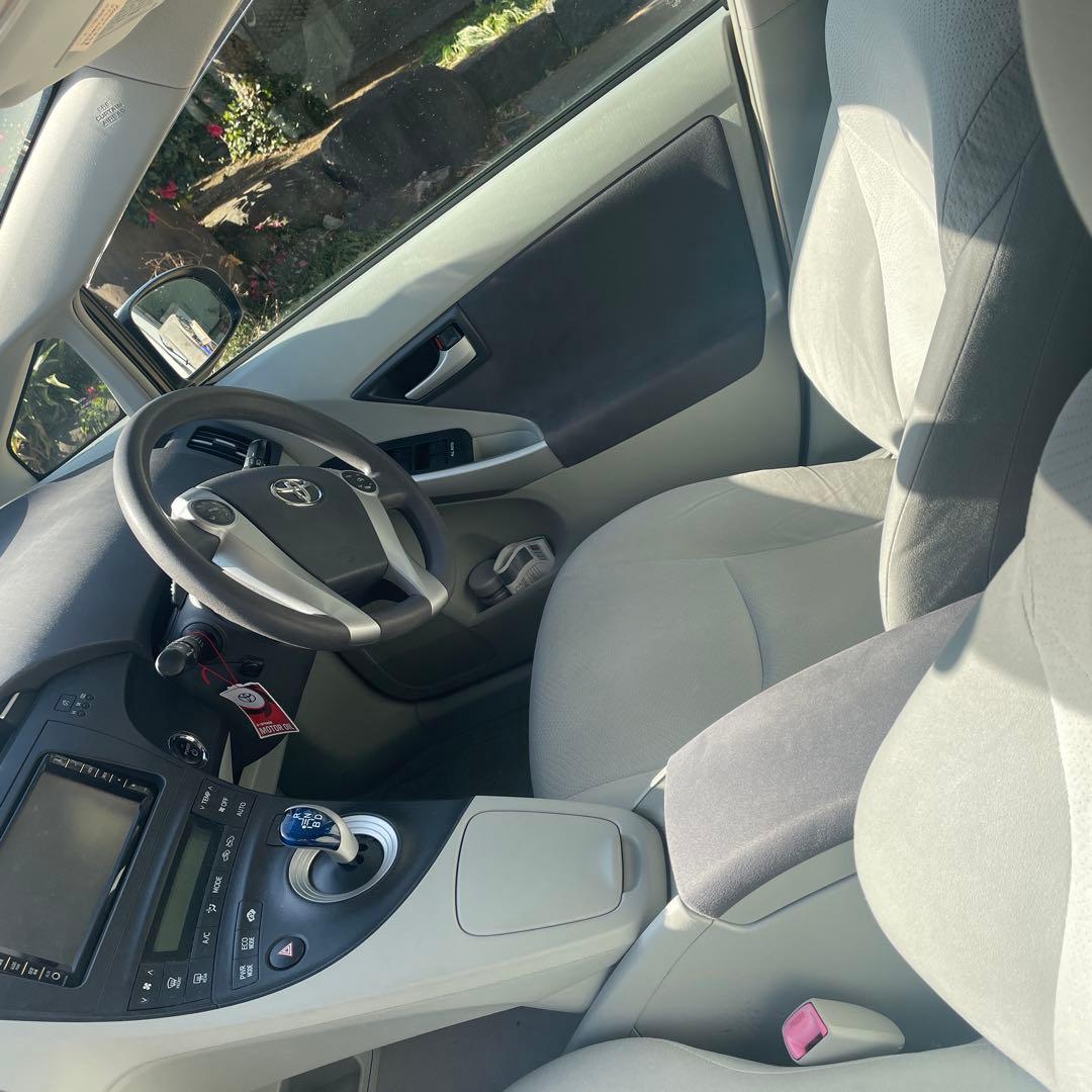 プリウス　30系　実質ワンオーナー　意外と綺麗