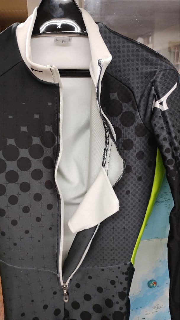 Mizuno ワンピース　サイズL　 FISマーク付