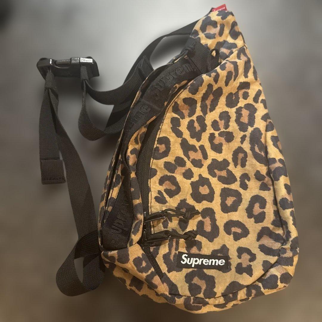 Supreme レオパード柄 ボディバッグ