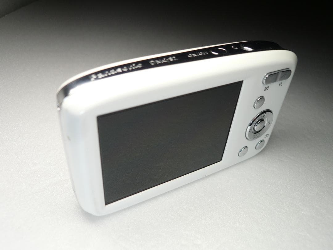 LUMIX★DMC-S2❤️可愛い白⭕️安心の実働品★光学4倍★1410万画素