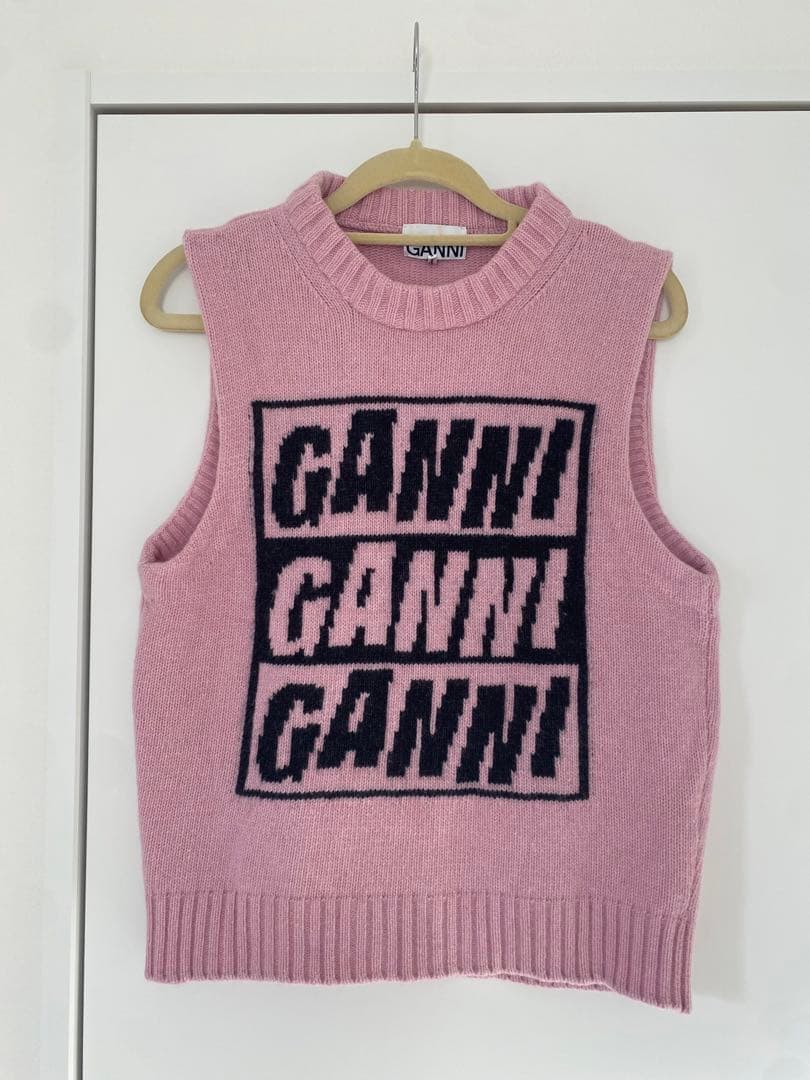 GANNIニットベスト