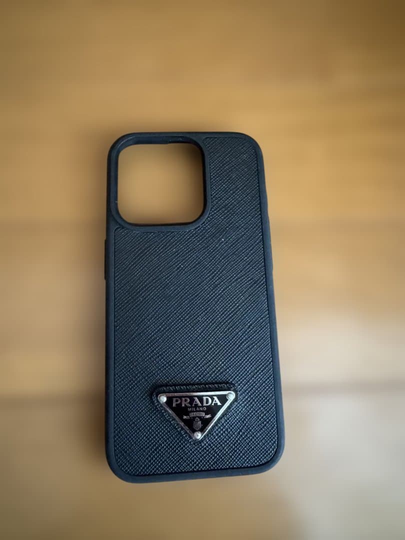 PRADA プラダ iPhone15Pro用ケース