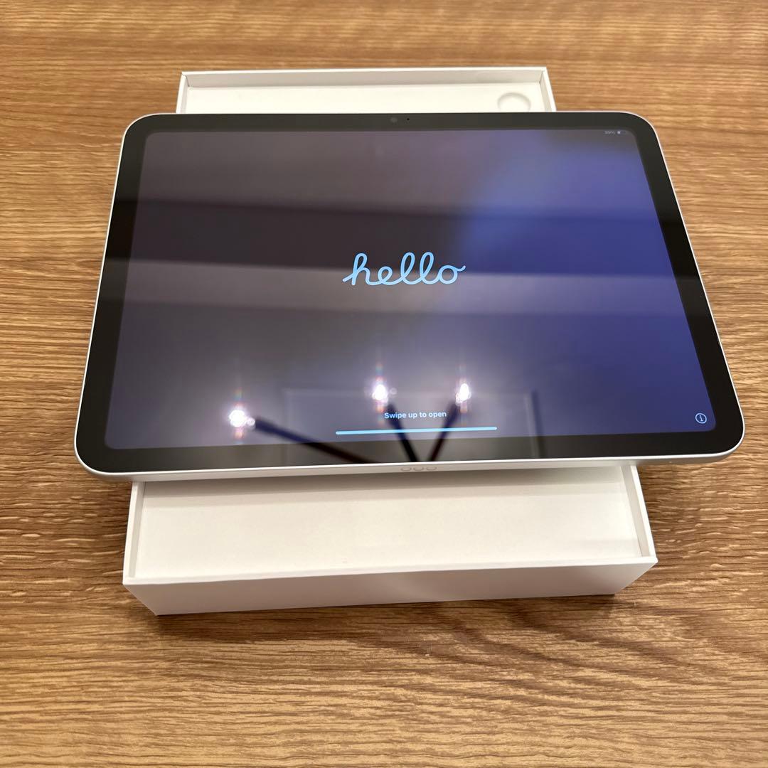 美品　iPad 10世代 64GB（アイパッド、アイパット、ipad）シルバー