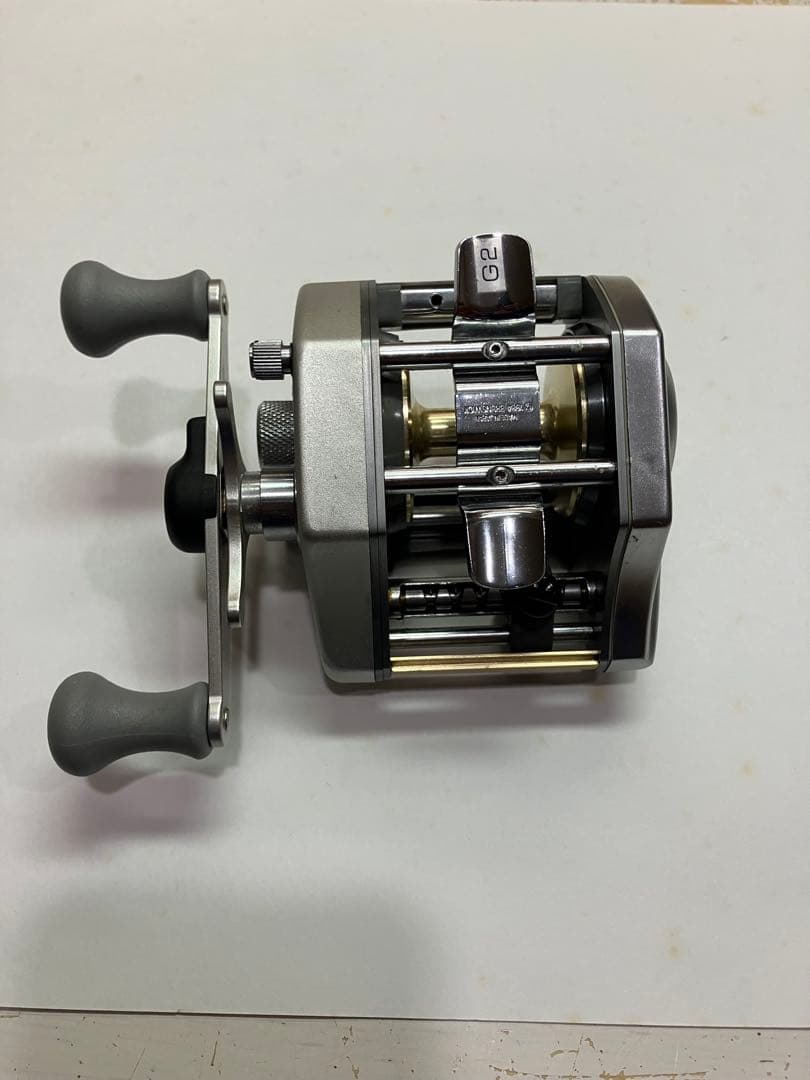 古いクァンタム 1421MG 中古品 オールド80年代 雷魚 ビッグベイト