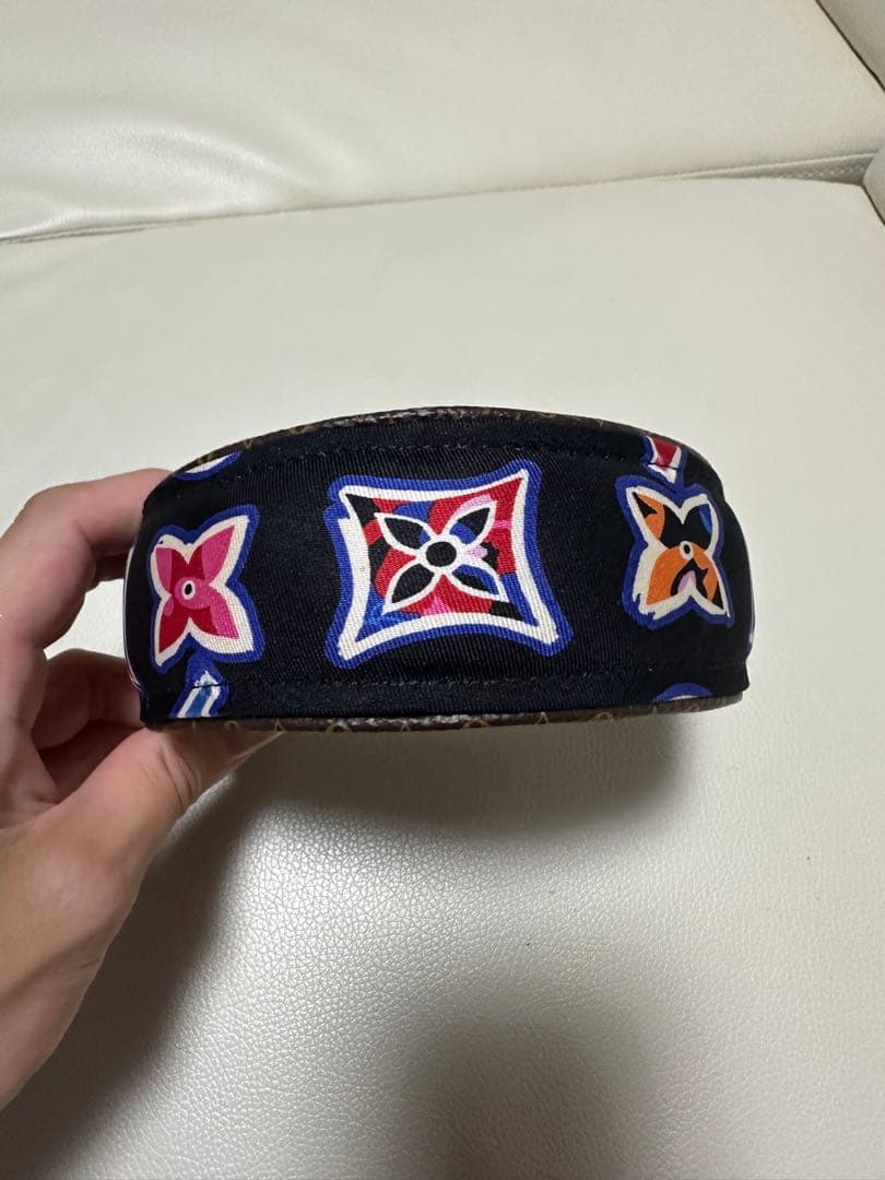 ルイヴィトン　カチューシャ