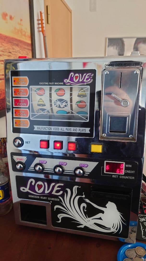 【3連休大特価！】　LOVE スロットマシン　早いものがち