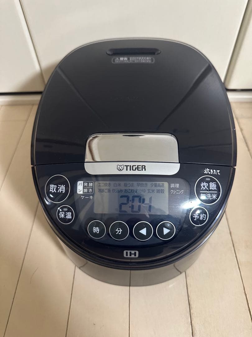 TIGER タイガー IHジャー炊飯器 2023年製 5.5合サイズ