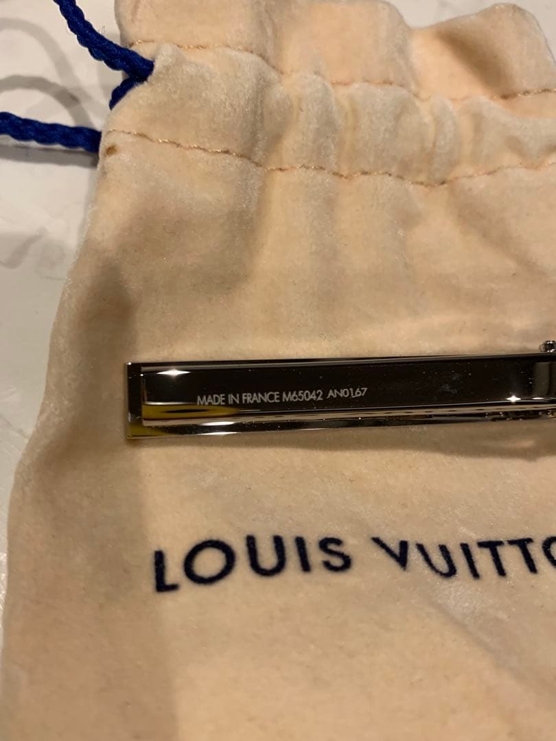 Louis Vuitton ヴィトン　ネクタイピン