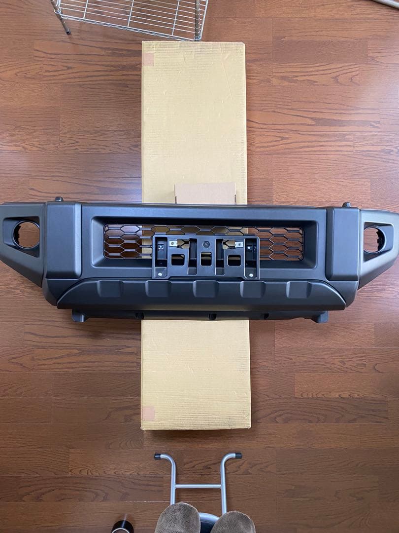 ジムニー JB64 XC 純正フロントバンパー フォグランプなし 新車外し 美品
