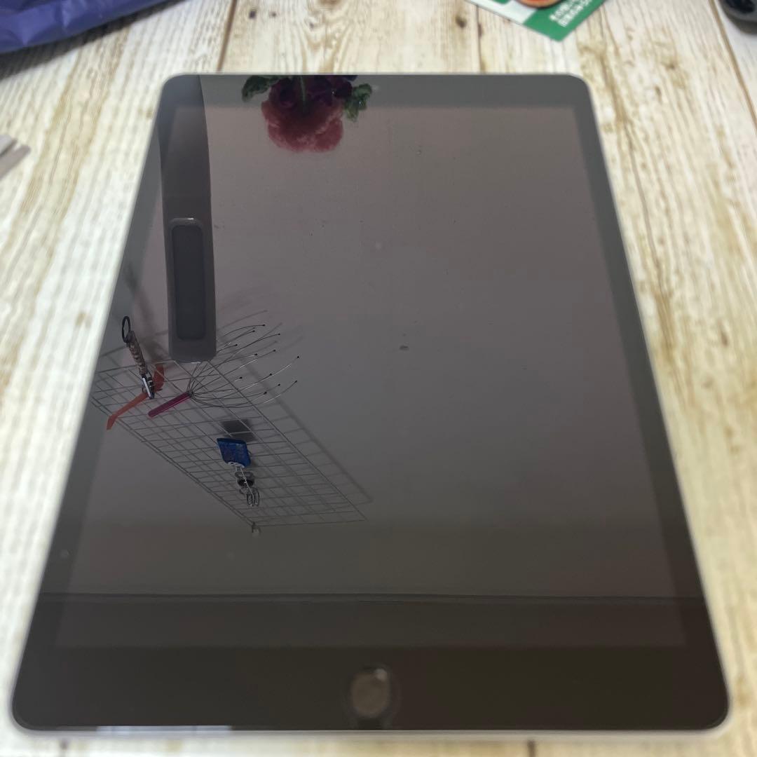 iPad 第9世代 64GB ケース、タッチペン付き