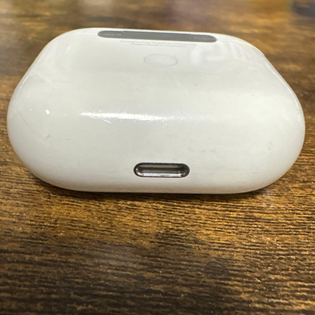 AirPods 第3世代　充電ケース付き