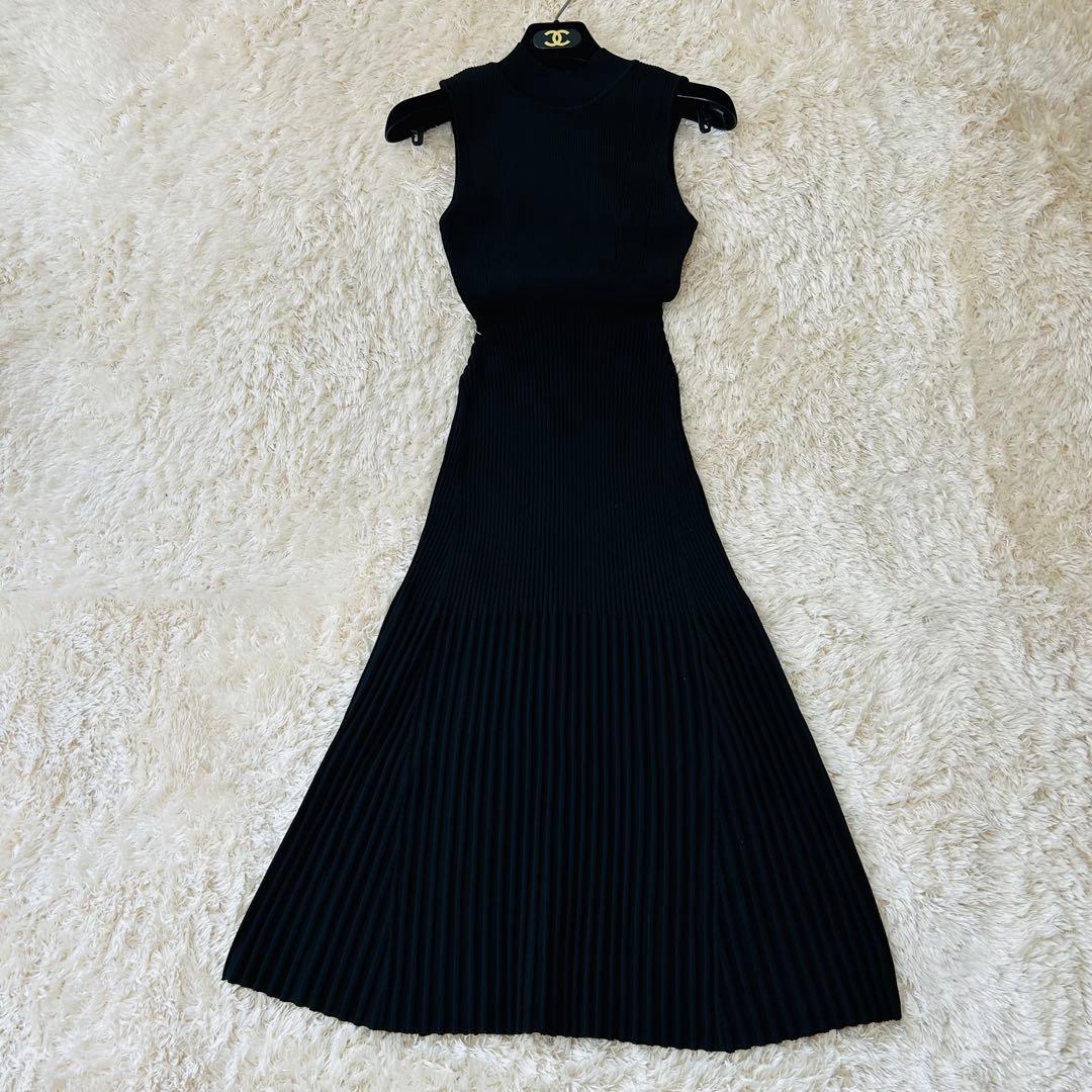 anuans セミマーメイドニットワンピース　ブラック