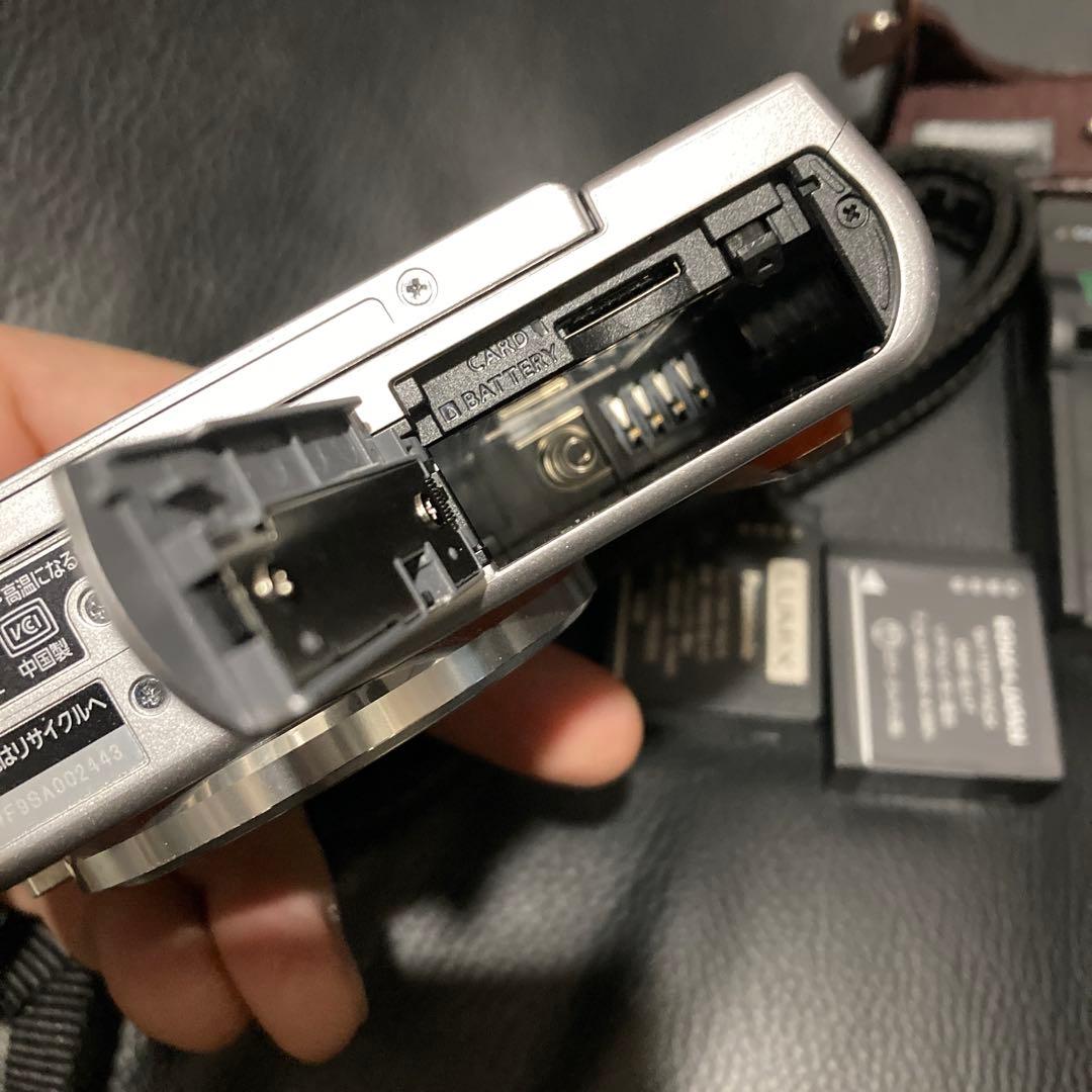 美品　最新LUMIX GF10ボディ&本革ボディケース&予備バッテリー&充電