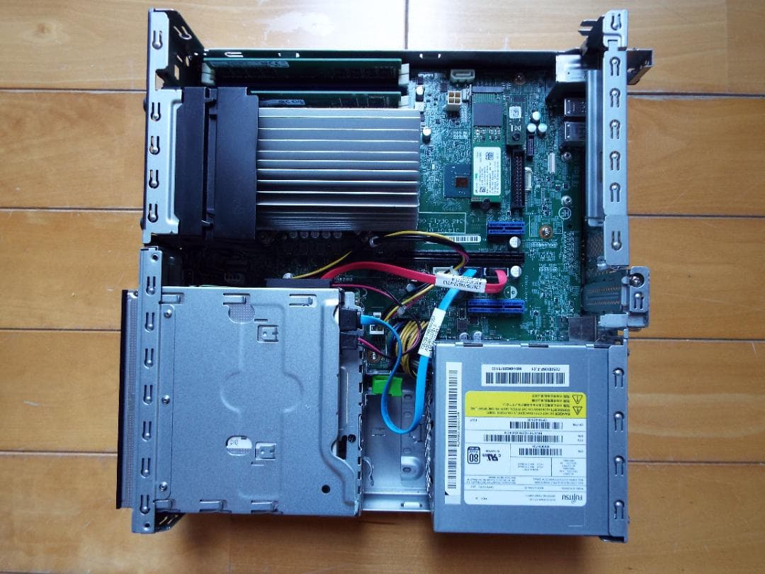 Windowsデスクトップ ESPRIMO D7010/E i3-10100 16G SSD256G+HD