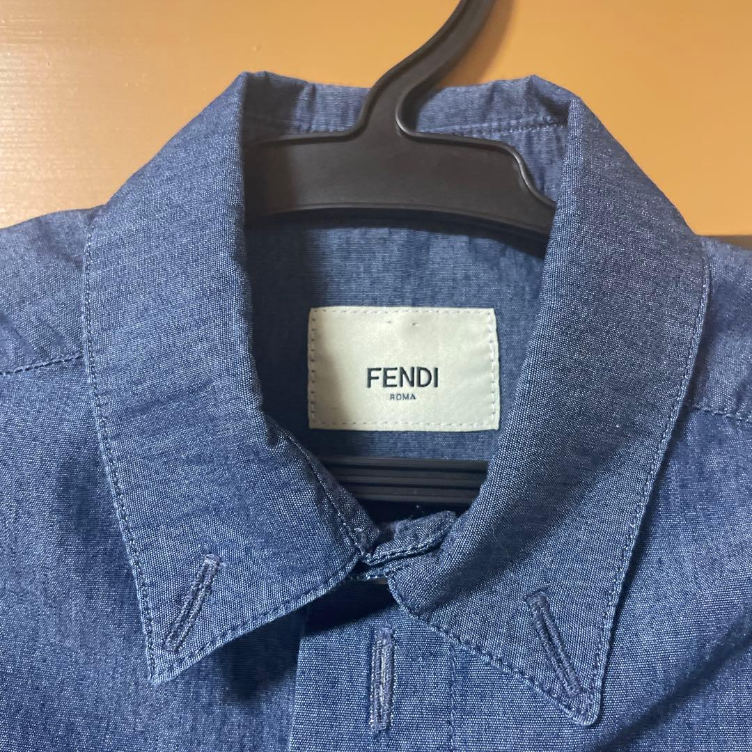 FENDIキッズ　モンスター長袖シャツ　4A