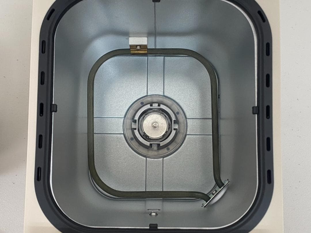 レコルト コンパクトベーカリー RBK-1(W) クリームホワイト パン作り