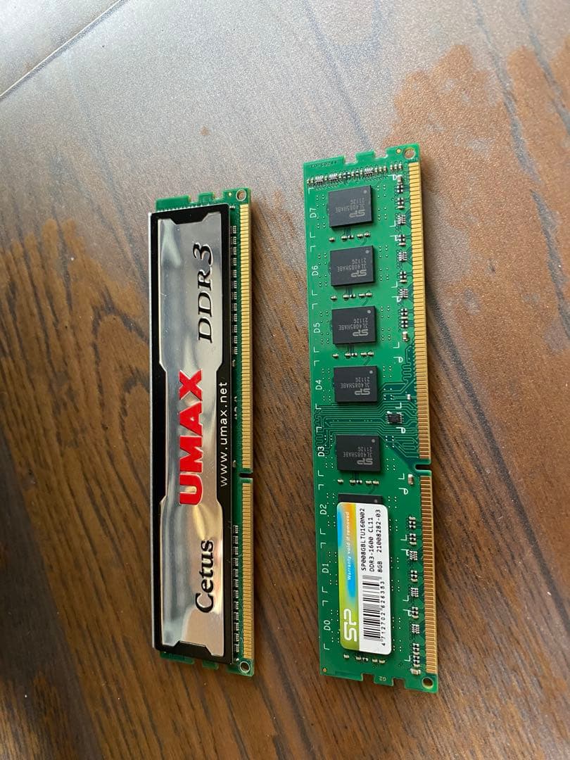 H97proマザー、i7-4790 CPU、ANTEC SOLOケース