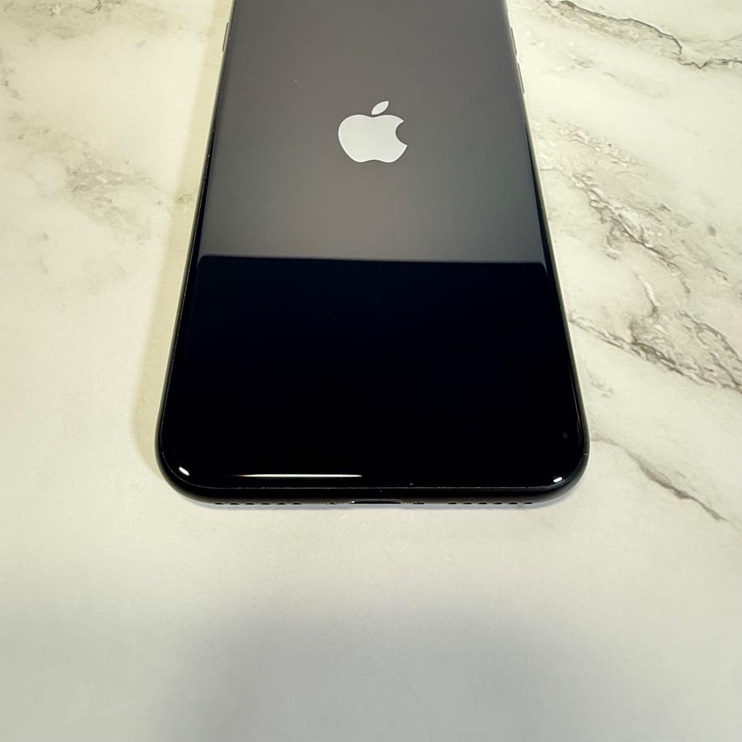 ★美品　iPhone SE 3 (第3世代) 256GB SIMフリー