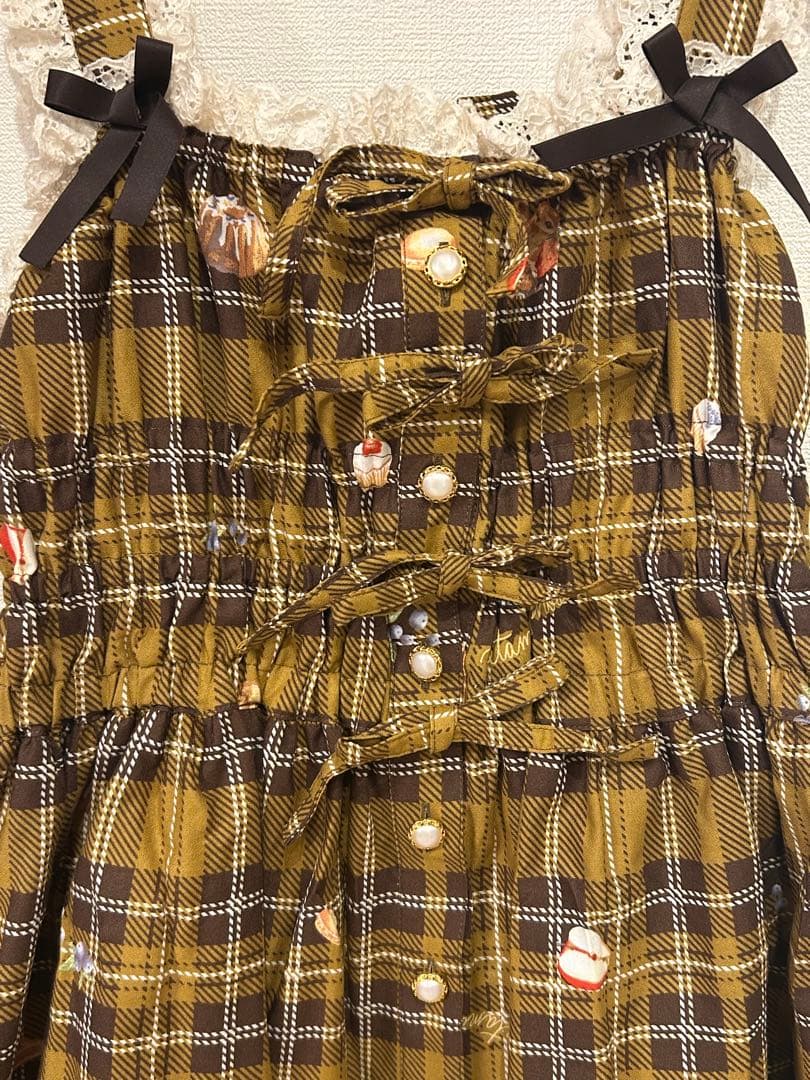 シャーリングリボンジャンパースカート　メタモルフォーゼ