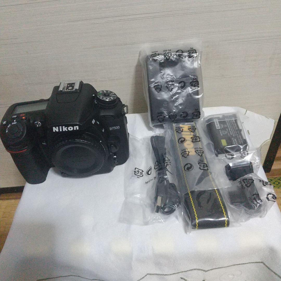 新品 未使用 NIKON ニコン D7500　説明書＆箱付き　デジタル ボディ